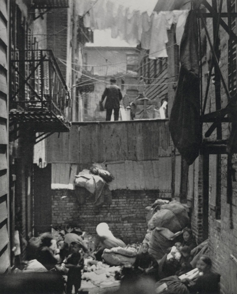 Illustration for article titled Slum Life In New York City During the Nineteenth Century's Gilded Age
